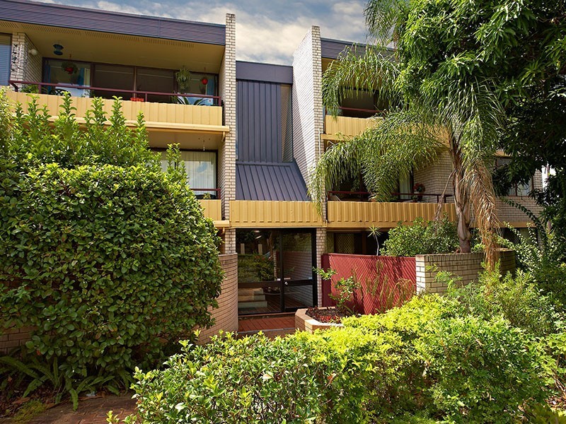 11 Shottery St, Yeronga QLD 4104