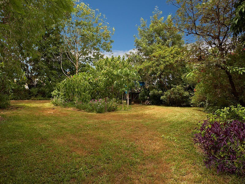 14 Darreen St, Greenslopes QLD 4120