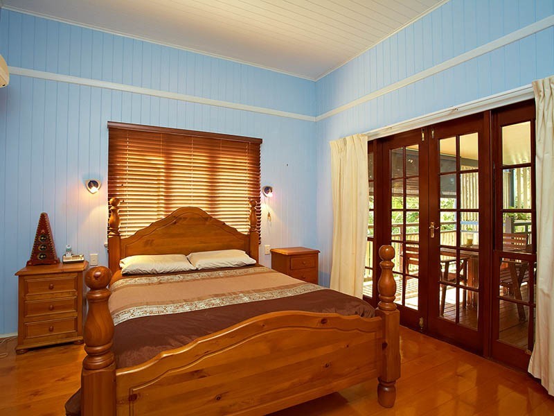 100 Ekibin Rd, Annerley QLD 4103