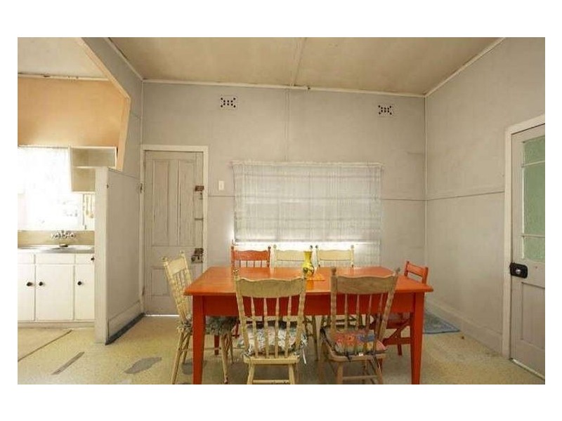 27 Emperor Street, Annerley QLD 4103