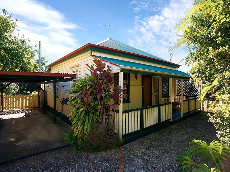 22 Devon Street, Annerley QLD 4103
