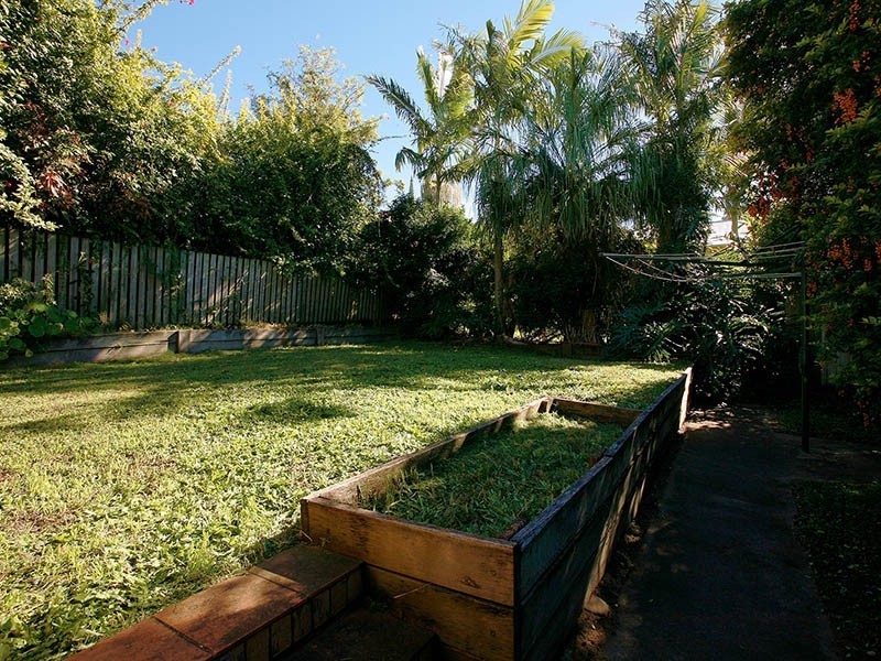 22 Devon Street, Annerley QLD 4103
