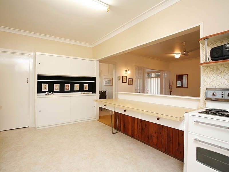 190 Cracknell Road, Tarragindi QLD 4121