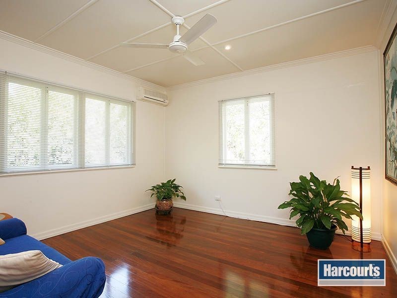 21 Somervell street, Annerley QLD 4103