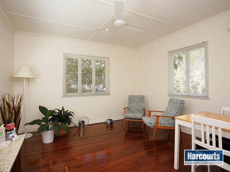 21 Somervell street, Annerley QLD 4103