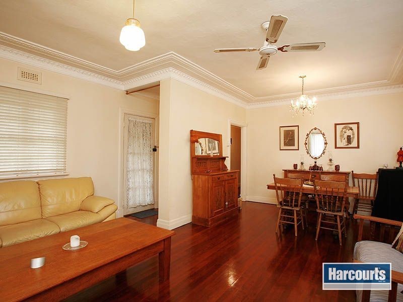 33 Fairy Street, Moorooka QLD 4105