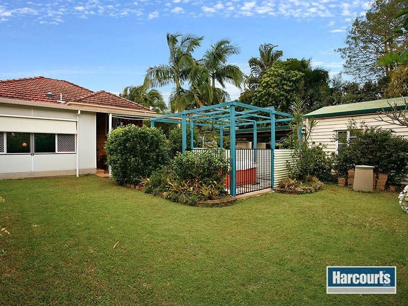 33 Fairy Street, Moorooka QLD 4105