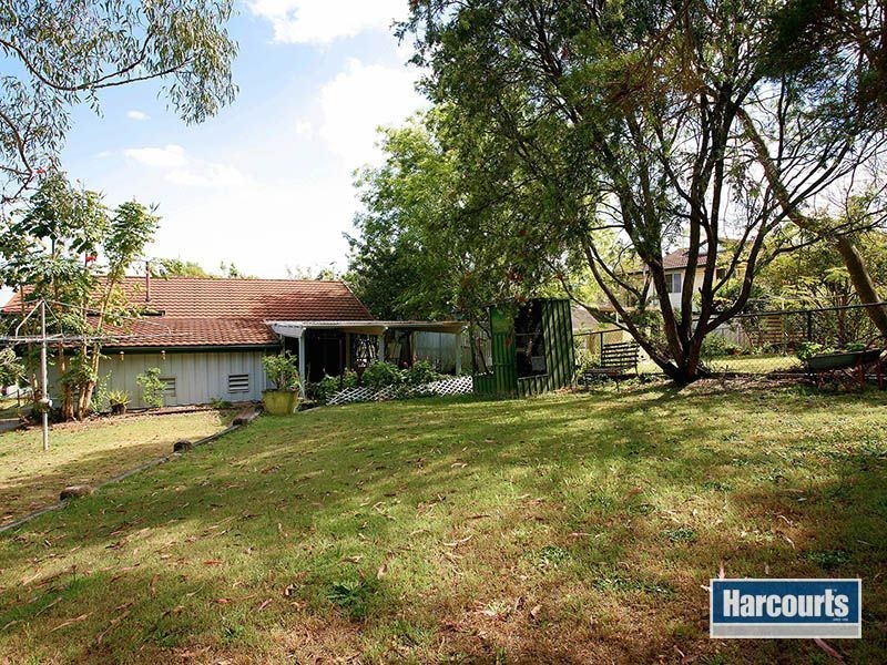 22 Hillview Tce, Moorooka QLD 4105