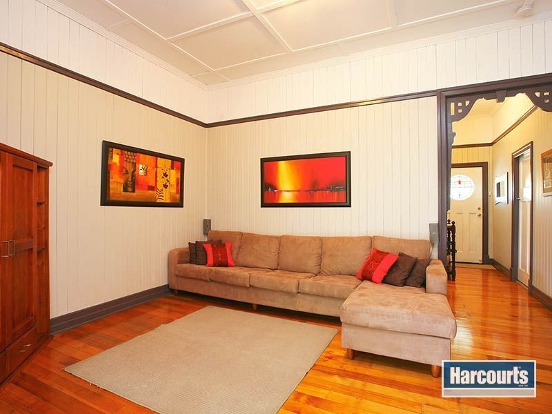 7 Goodwin Terrace, Moorooka QLD 4105