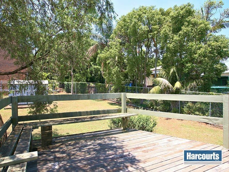 18 Albert Street, Annerley QLD 4103