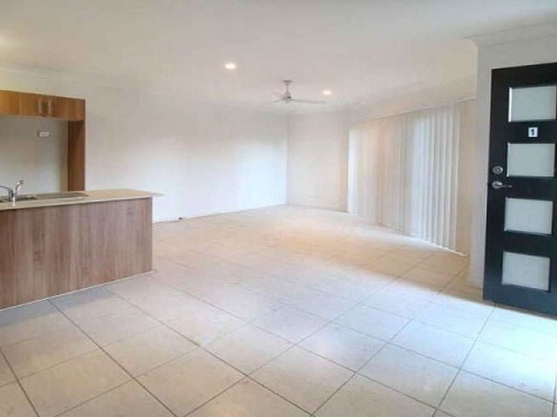 26 Hyde Road, Yeronga QLD 4104