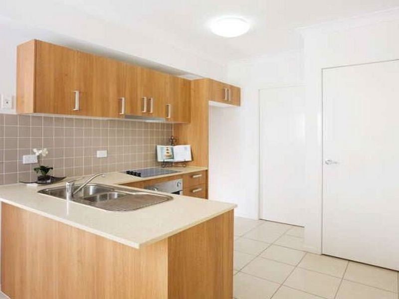 26 Hyde Road, Yeronga QLD 4104