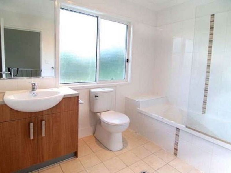 26 Hyde Road, Yeronga QLD 4104