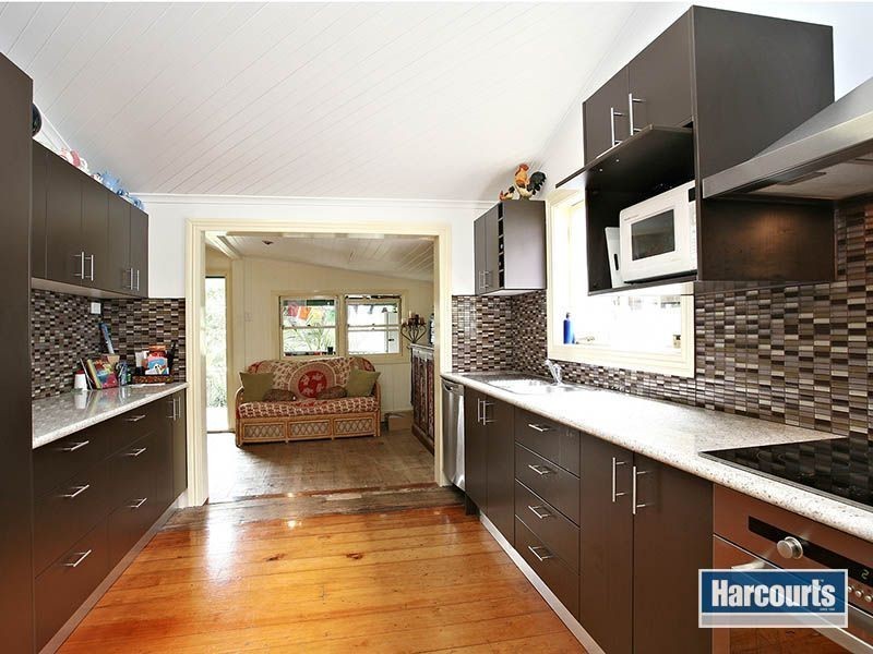 8 Elfin Street, East Brisbane QLD 4169