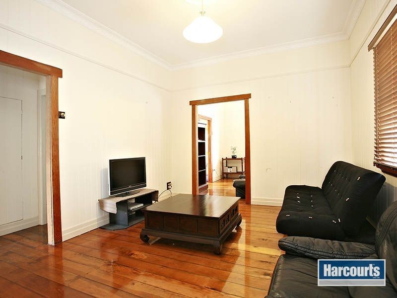 123 Waterton Street, Annerley QLD 4103