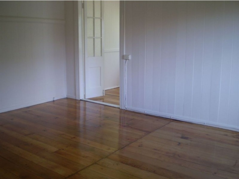 6 Norman Street, East Brisbane QLD 4169