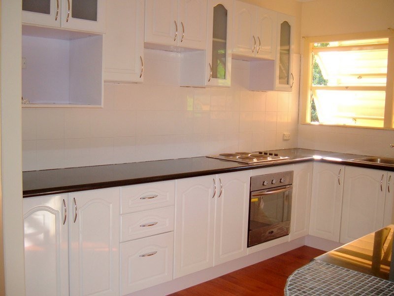 6 Driver St, Holland Park West QLD 4121