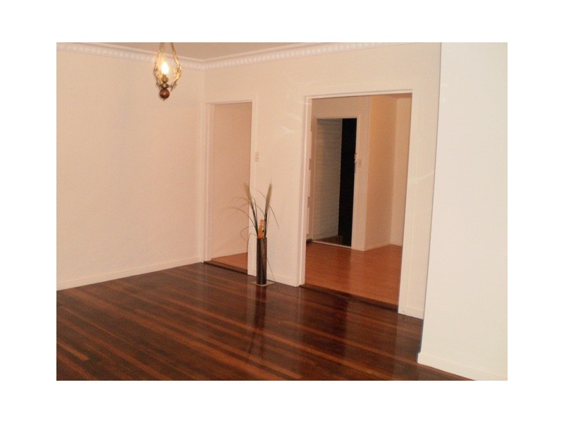 232 Stanley Rd, Carina QLD 4152