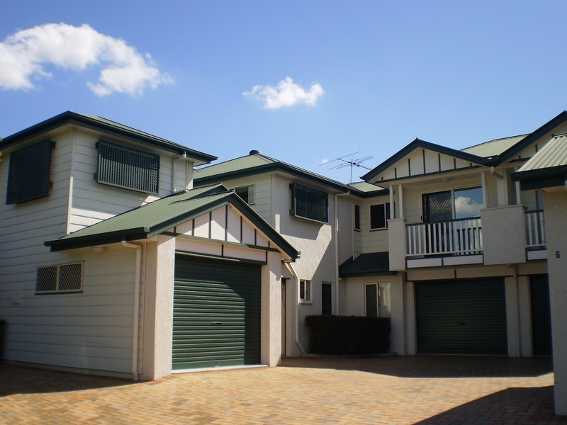 2/80 Victoria Tce, Greenslopes QLD 4120