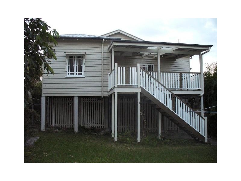 51 Ekibin Rd, Annerley QLD 4103