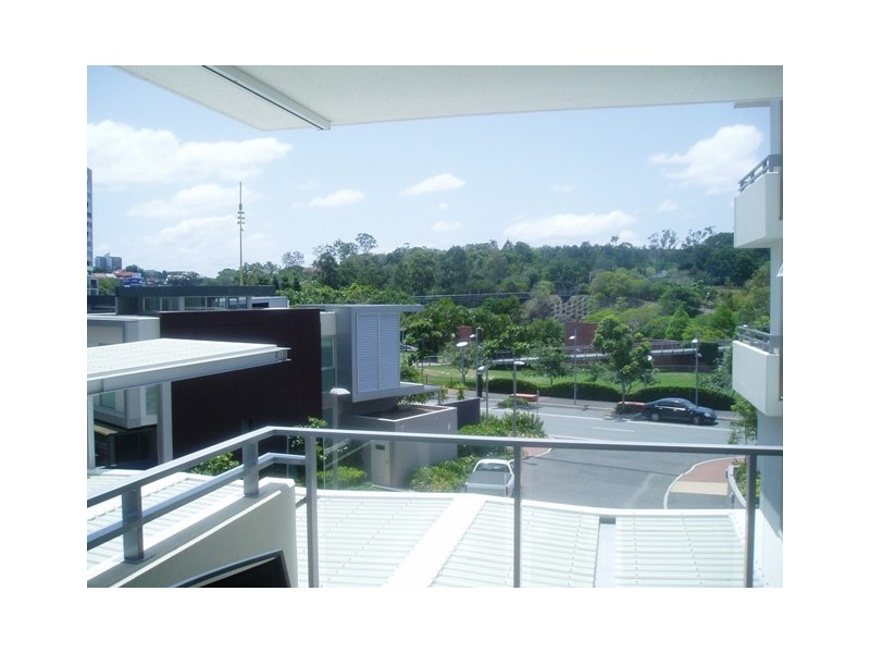 3002/3 Parkland Bvd, Brisbane QLD 4000