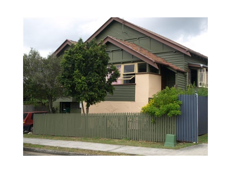 2/27 Herbert St, Annerley QLD 4103