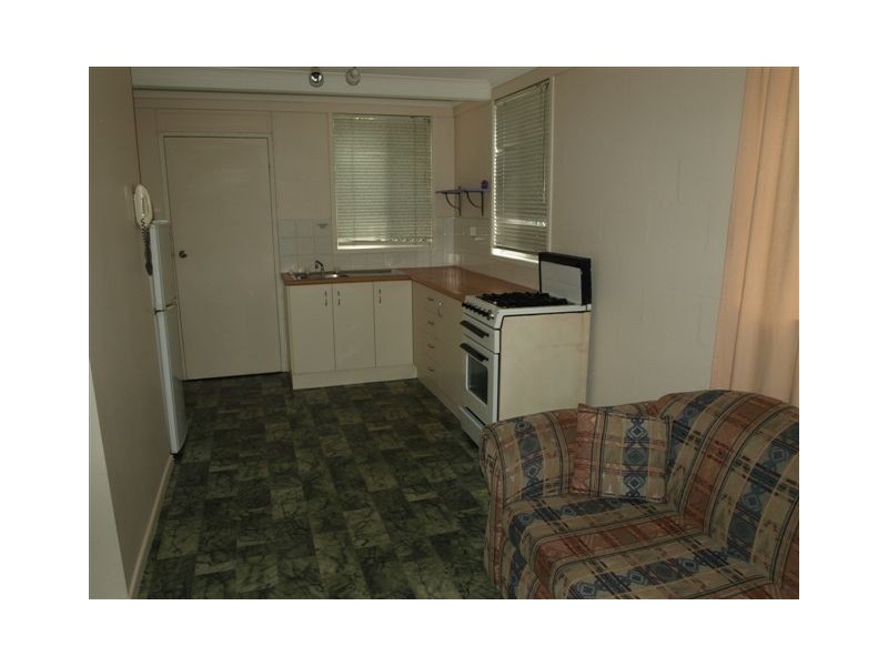2/27 Herbert St, Annerley QLD 4103