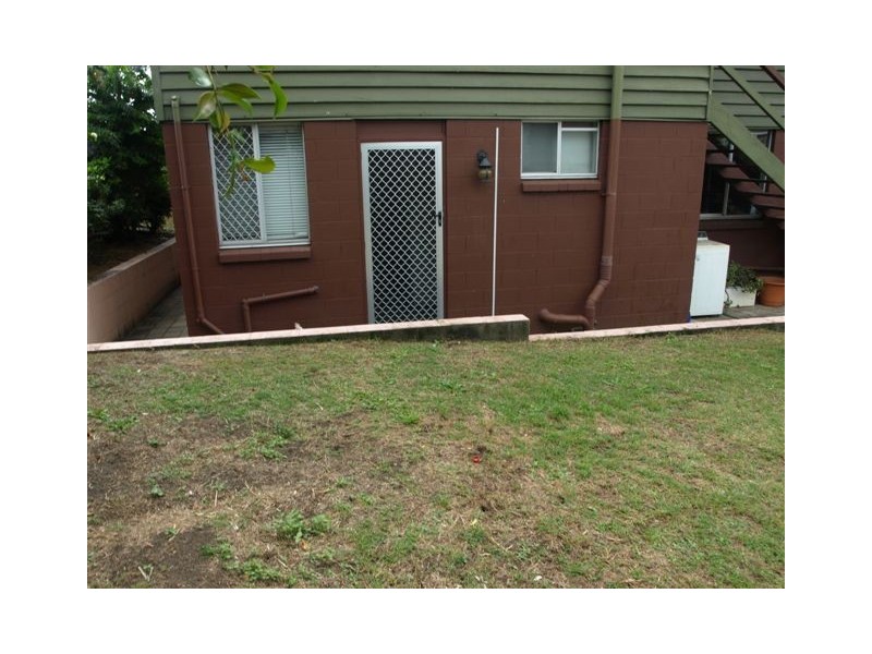 2/27 Herbert St, Annerley QLD 4103