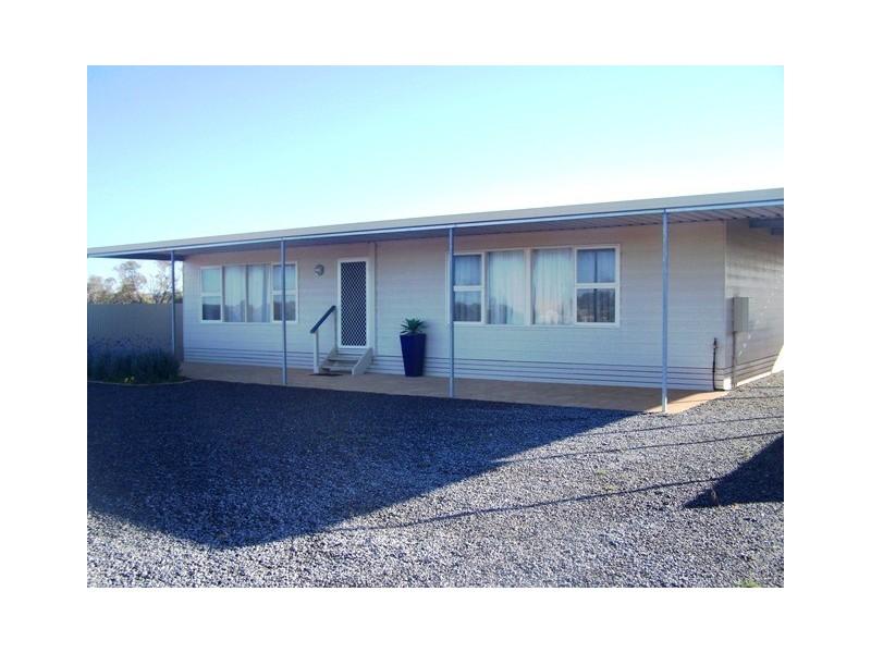 6 Flinders Highway, Port Kenny SA 5671