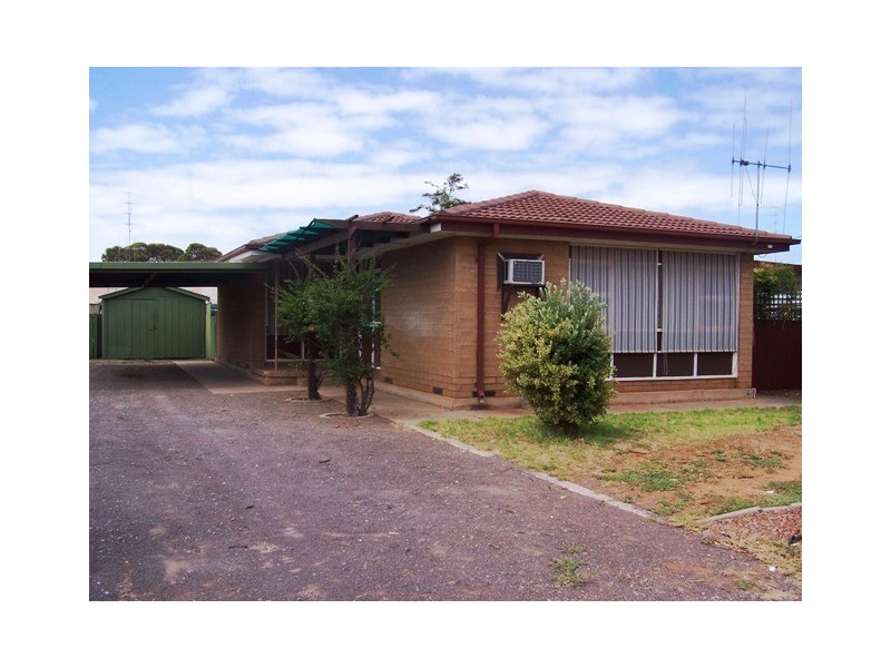 14 Flinders Avenue, Whyalla Stuart SA 5608