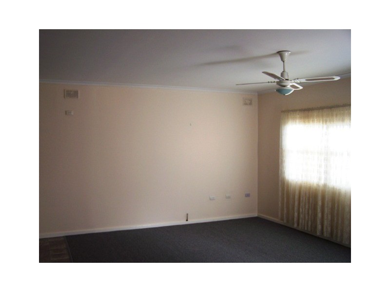 125 McDouall Stuart Avenue, Whyalla Stuart SA 5608