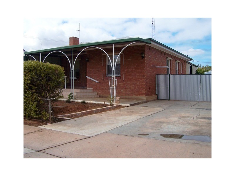 4 Kinnane Street, Whyalla Norrie SA 5608