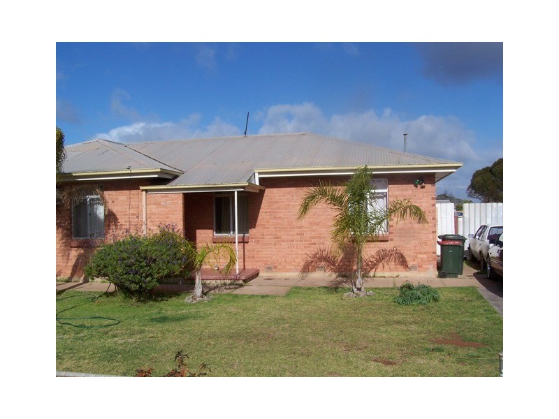 25 Lee Street, Whyalla Stuart SA 5608