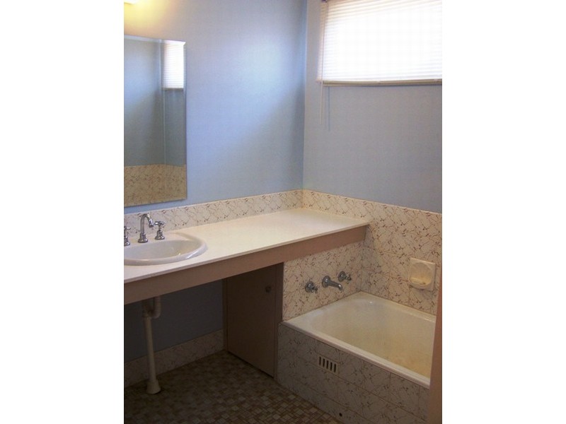 1 St John Crescent, Whyalla Playford SA 5600