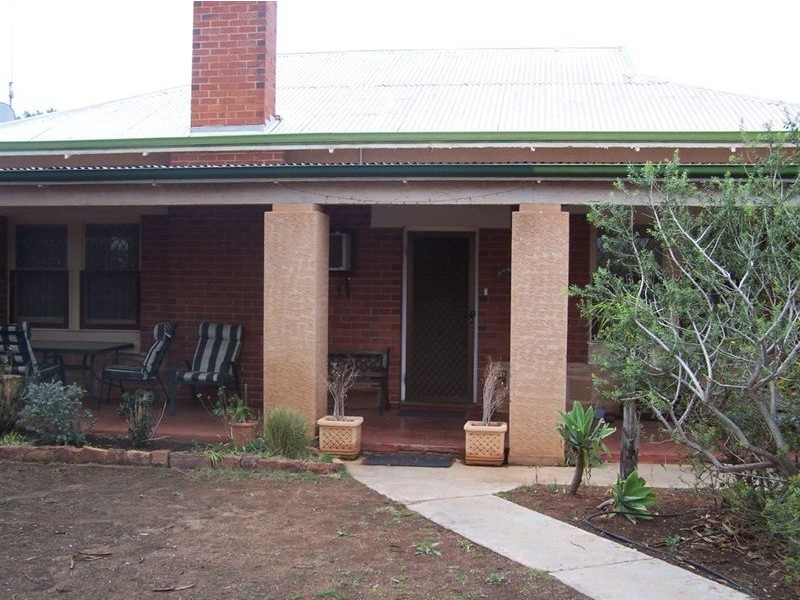 8 Woollacott Street, Whyalla Playford, Whyalla SA 5600