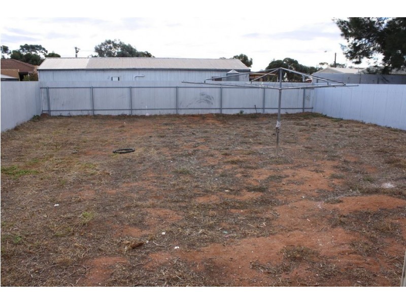 25 White Street, Whyalla Stuart, Whyalla Stuart SA 5608