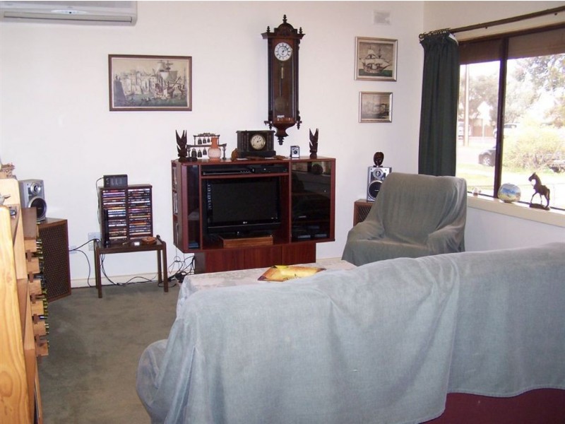 16 Newton Street, Whyalla SA 5600