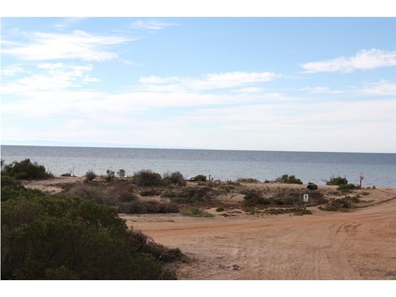Sect. 36 Murninnie Beach, Whyalla SA 5600