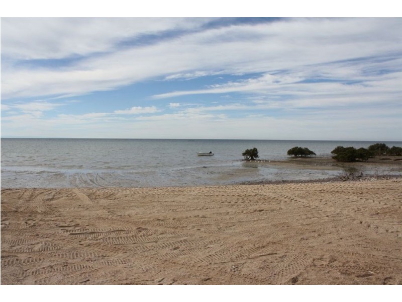 Sect. 36 Murninnie Beach, Whyalla SA 5600