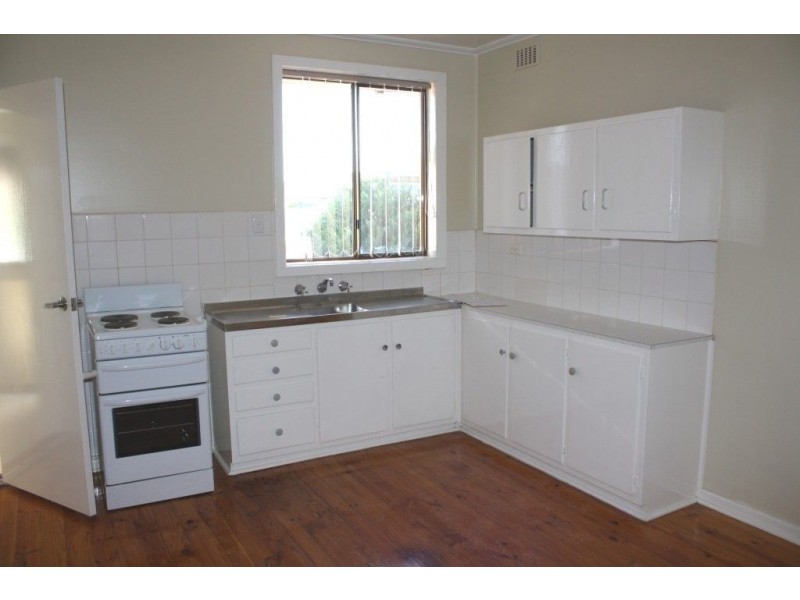 10 Nelson Street, Whyalla SA 5600