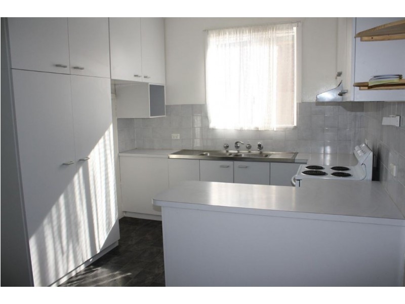 18 McIntosh Street, Whyalla SA 5600