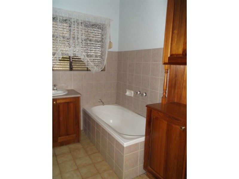 24 Wilkinson Street, Whyalla SA 5600