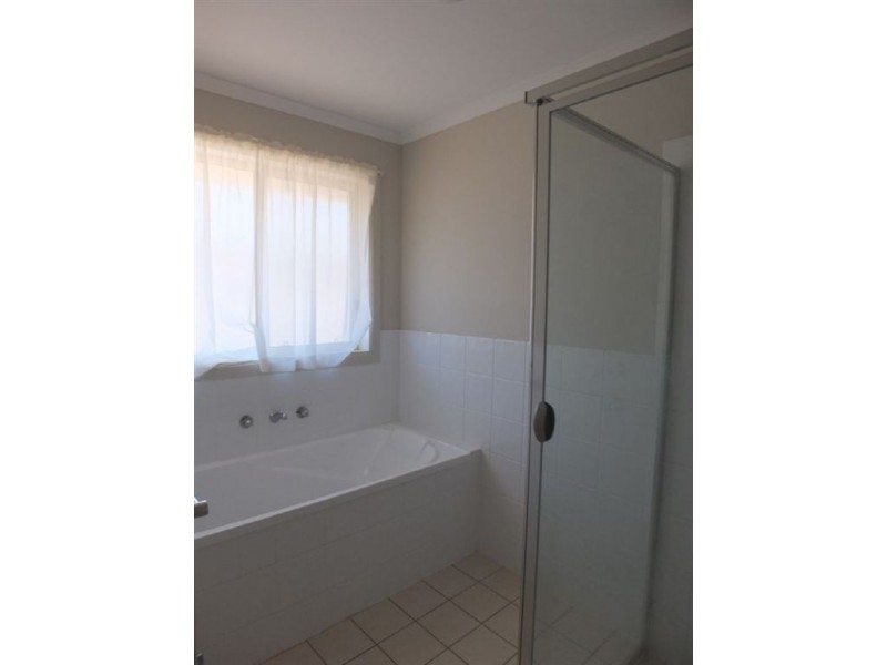 14 Fitzgerald Avenue, Whyalla Jenkins SA 5609