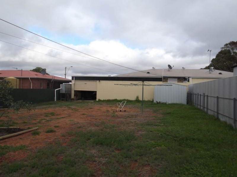 142 Hincks Avenue, Whyalla SA 5600