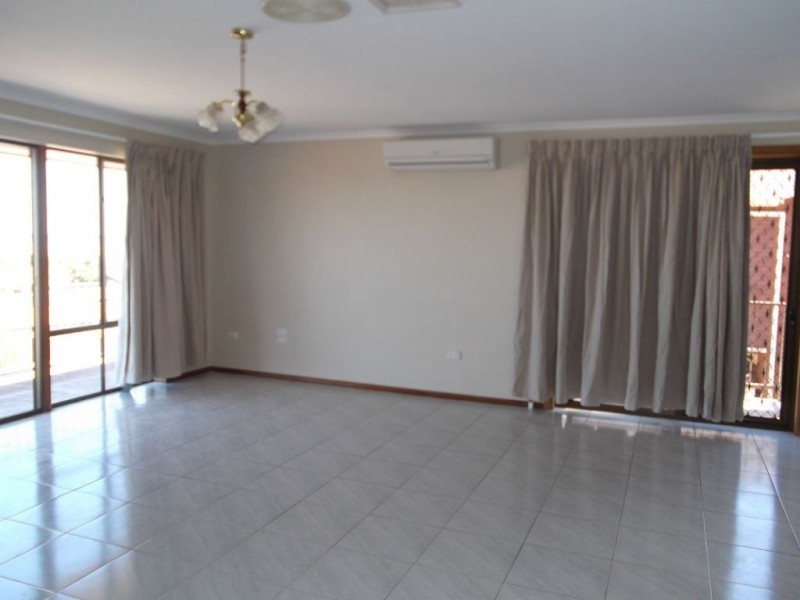 25 Walker Crescent, Whyalla SA 5600