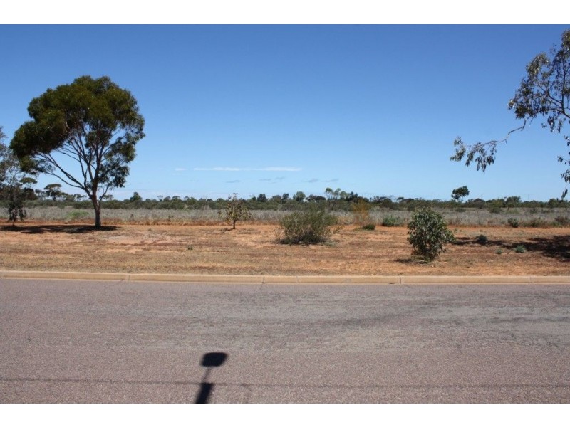 24 Sugarwood Crescent, Whyalla Stuart, Whyalla SA 5600