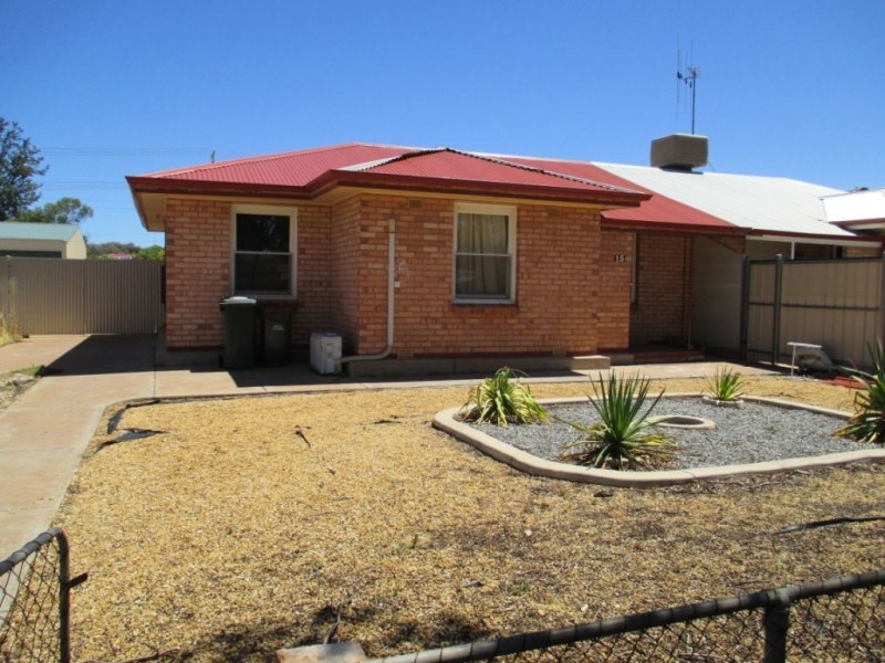 15 Hughes Street, Whyalla Stuart SA 5608