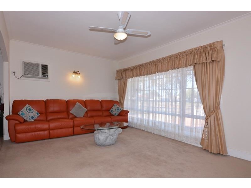 138 Nicolson Avenue, Whyalla Stuart SA 5608