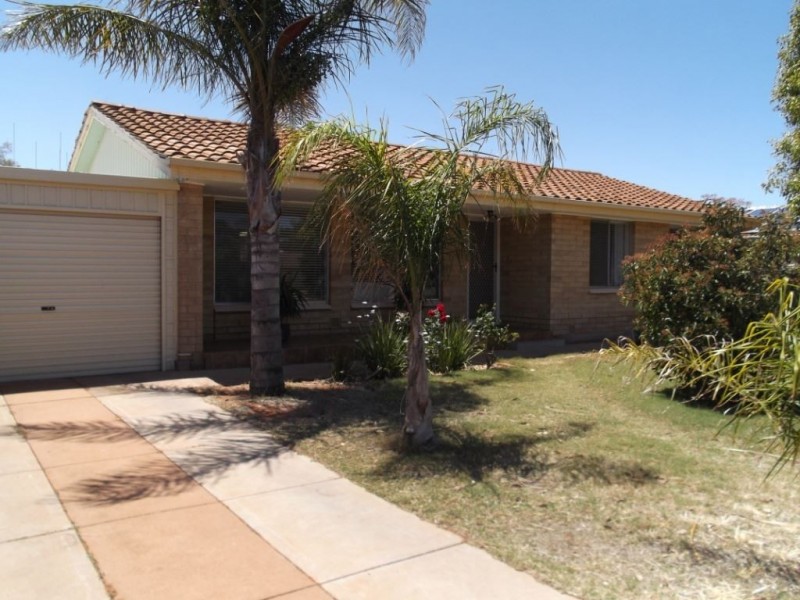 26 Menard Street whyalla stuart, Whyalla SA 5600