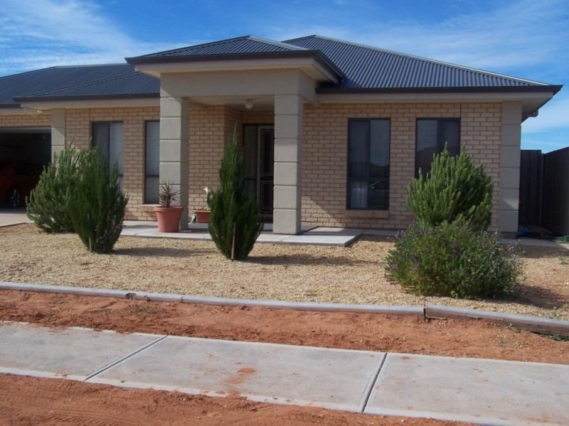 27 Tummel Circle Whyalla Jenkins, Whyalla SA 5600